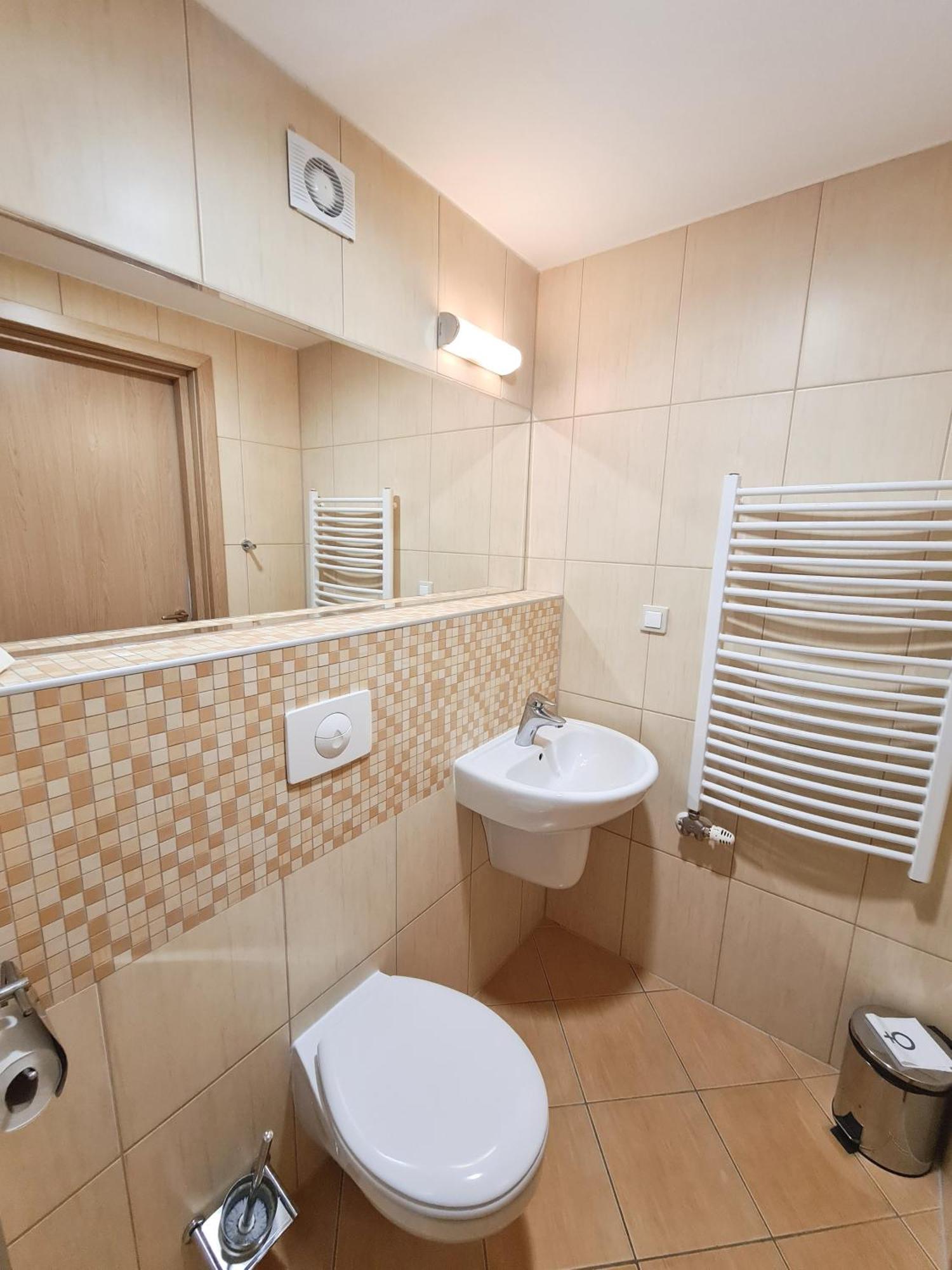 Ski Hotel Piwniczna-Zdroj Екстер'єр фото