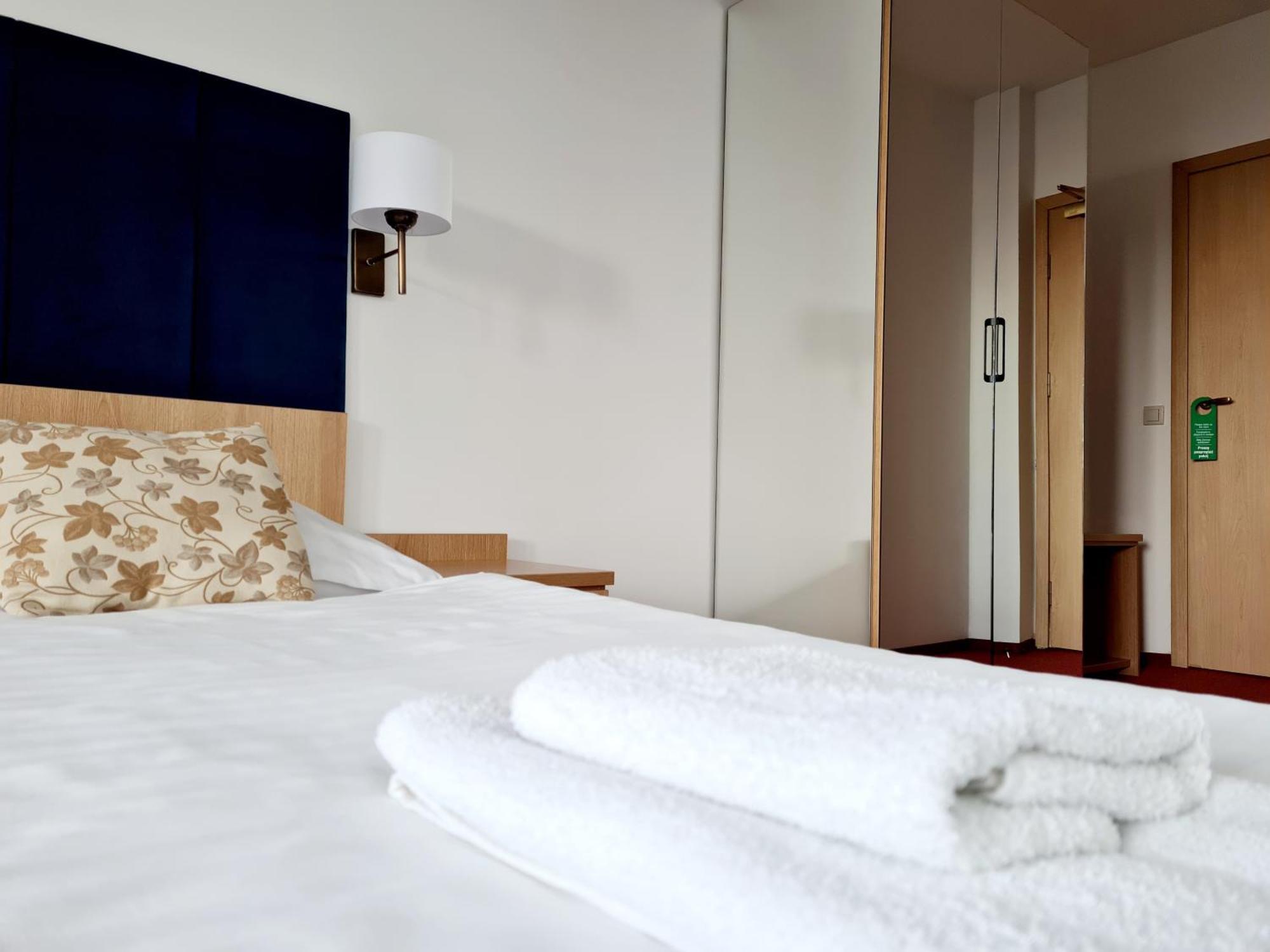 Ski Hotel Piwniczna-Zdroj Екстер'єр фото
