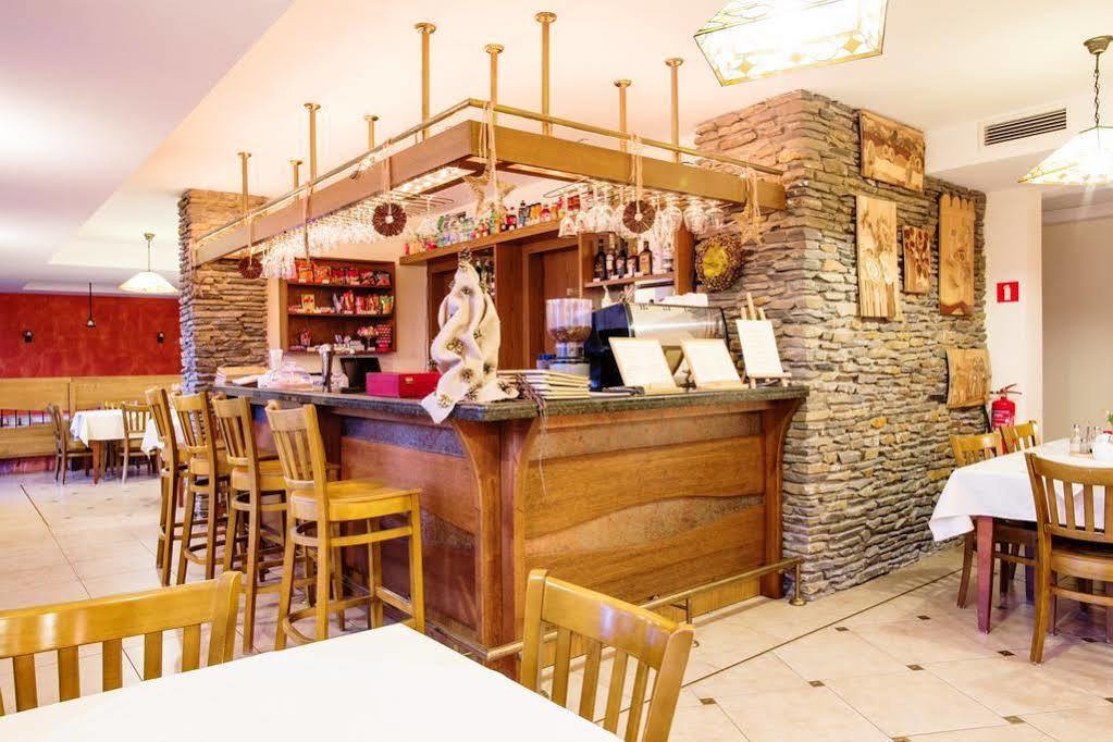 Ski Hotel Piwniczna-Zdroj Екстер'єр фото